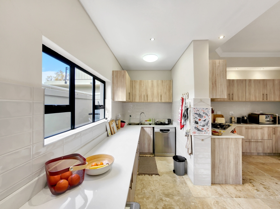 4 Bedroom Property for Sale in Rondebosch Western Cape
